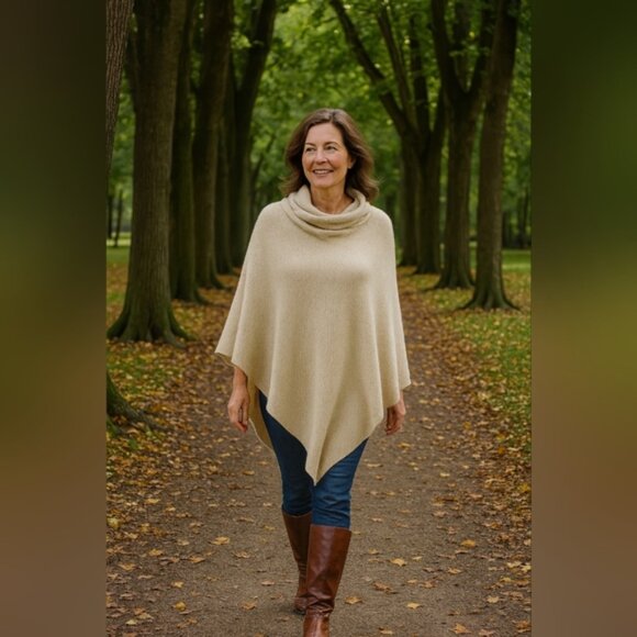 Big Buddha Sweaters - BIG BUDDHA CREAM GOLD PONCHO ONE SIZE